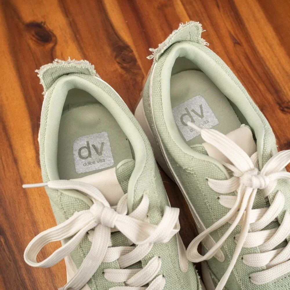 Womens Sz 7.5 Dolce Vita Braiden Sneaker Avocado Textile/Faux Leather Trim